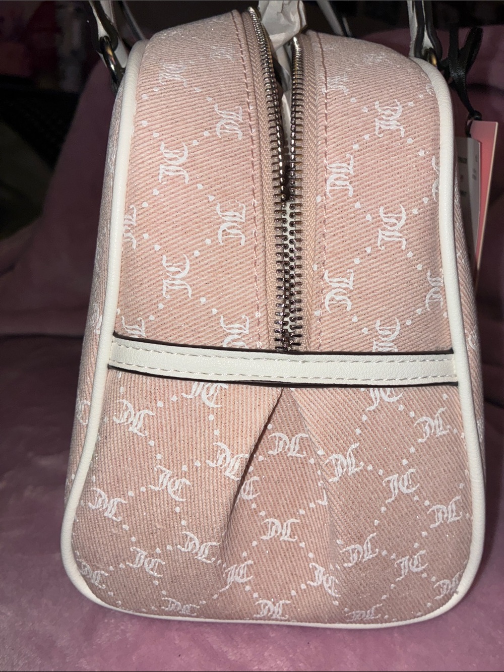Juicy Couture Pink and White Logo Satchel with Heart Charm - Picture 4 of 7